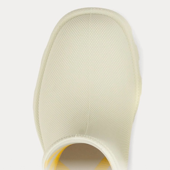 Rubber Marsh Low Boots - Picture 3 of 4